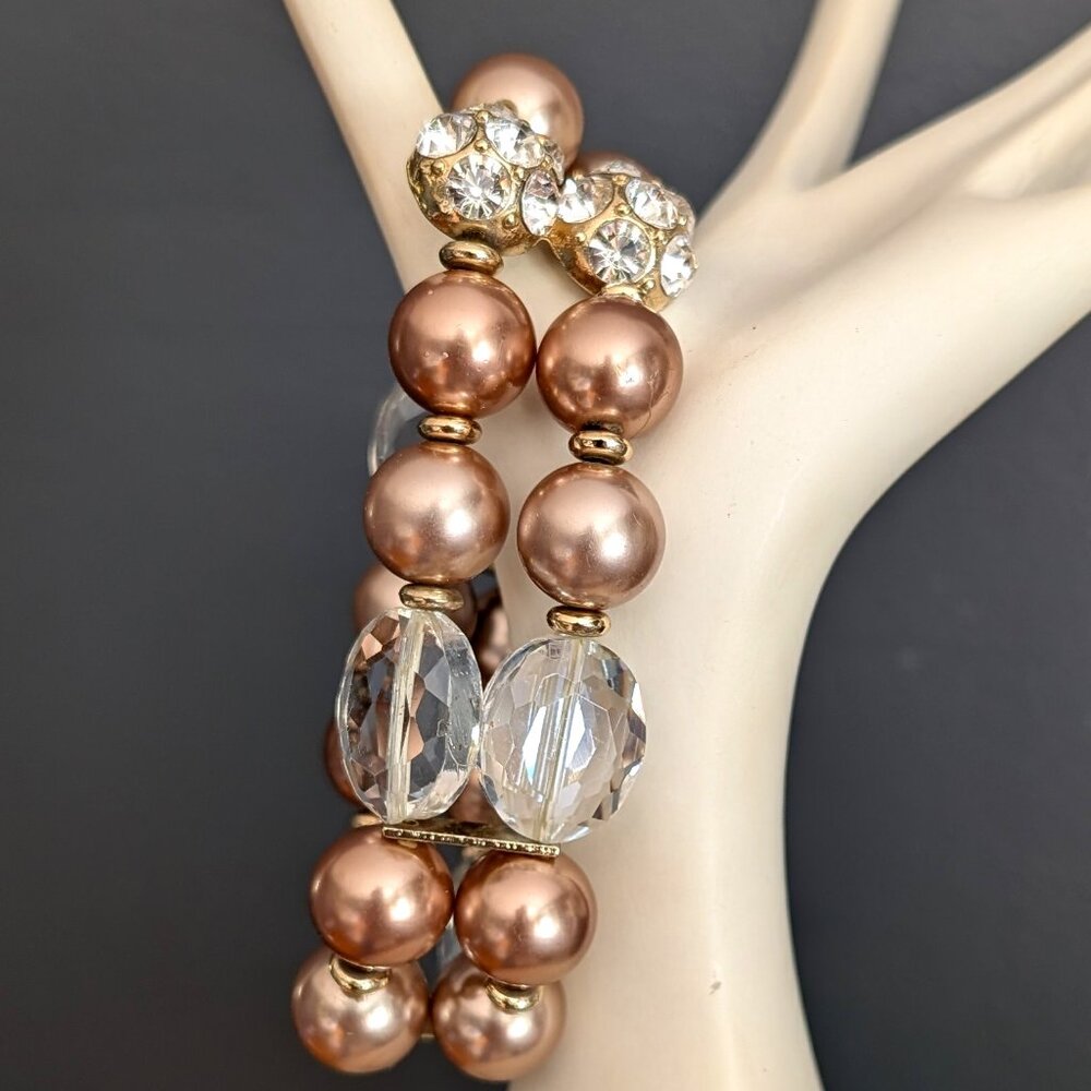 Metallic fawn beaded bracelet w/faceted glass beads & faceted glass clusters